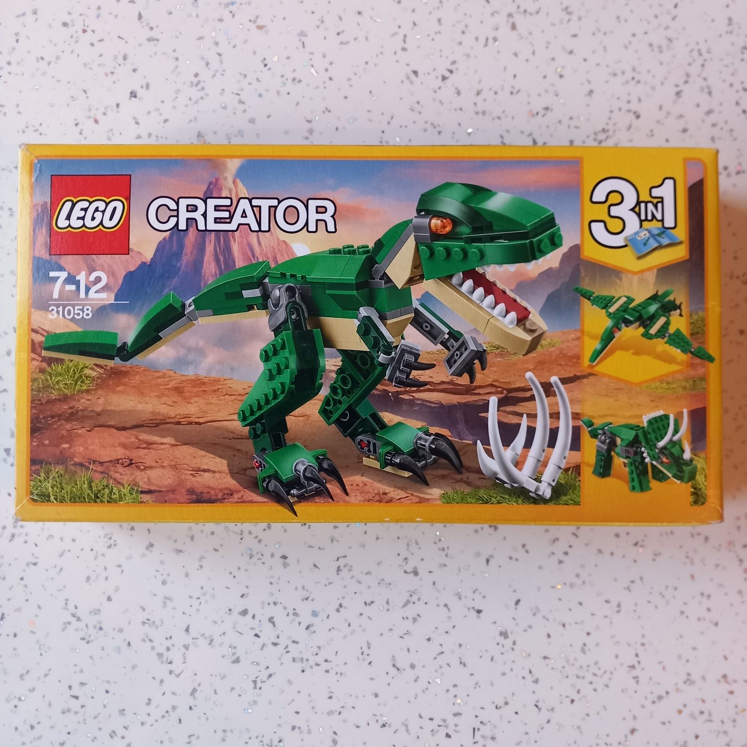 LEGO Creator 7-12  Dinozaury