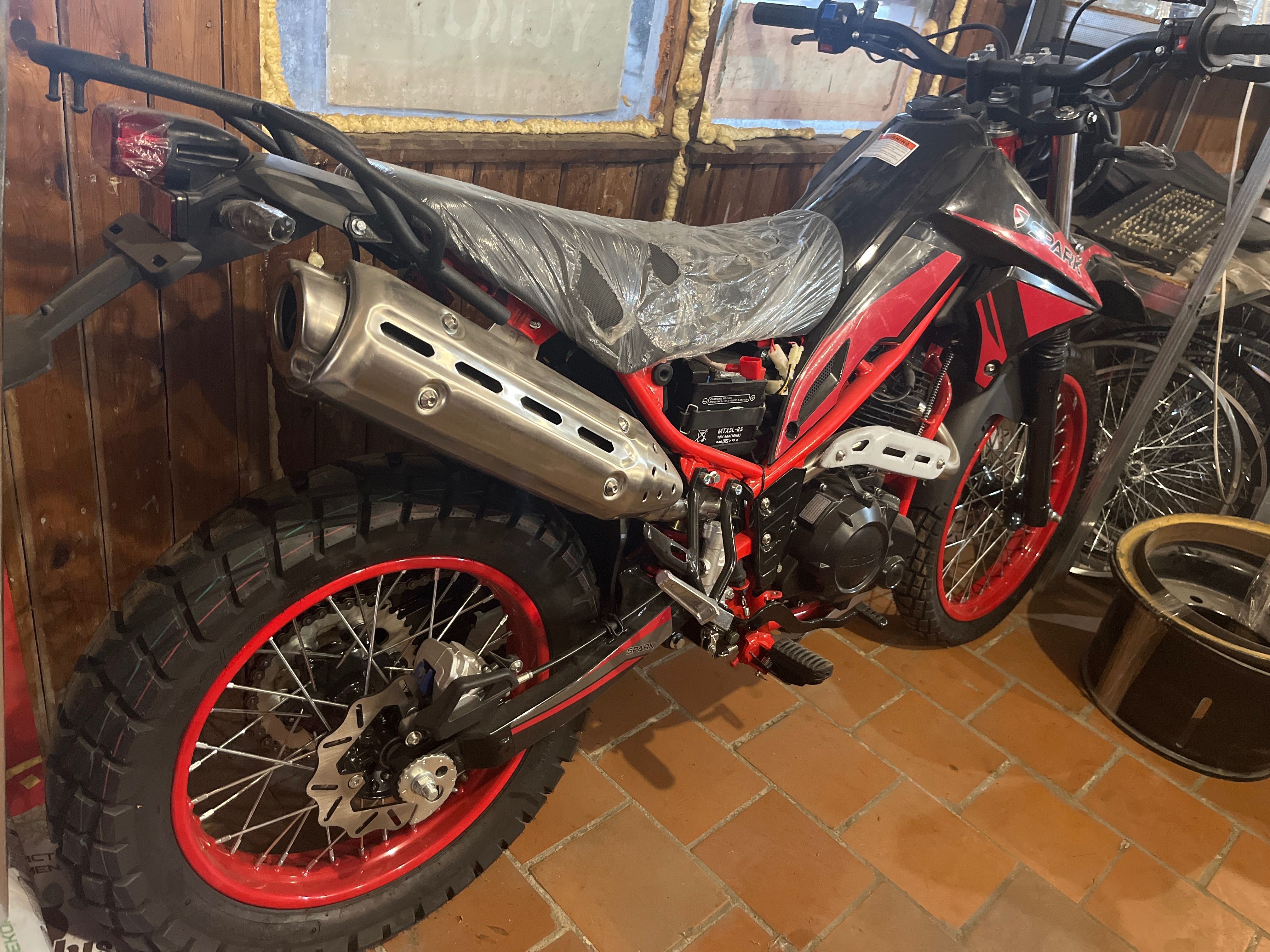 Мотоцикл spark 250