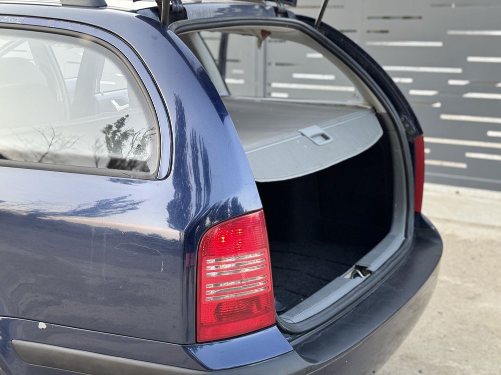 Skoda Octavia Tour 1.6 Газ/Бензин 2003 ЕВРОБЛЯХА НЕРОЗМИТНЕННА в.Укр.