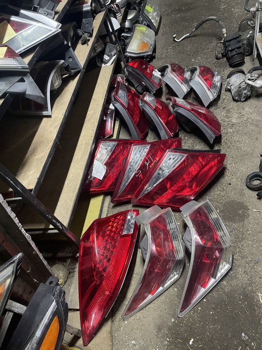 Фонарь правый левый Honda Accord  2008-12 гг седан купэ