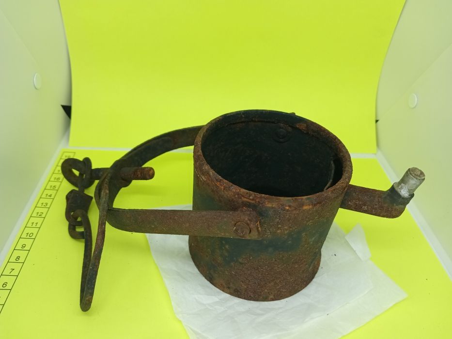 Stara lampa karbidowa
