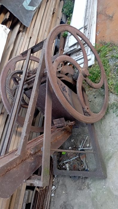 Продаю корморізку січкарню,РСБ 01