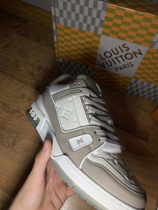 Louis Vuitton Trainer Gray