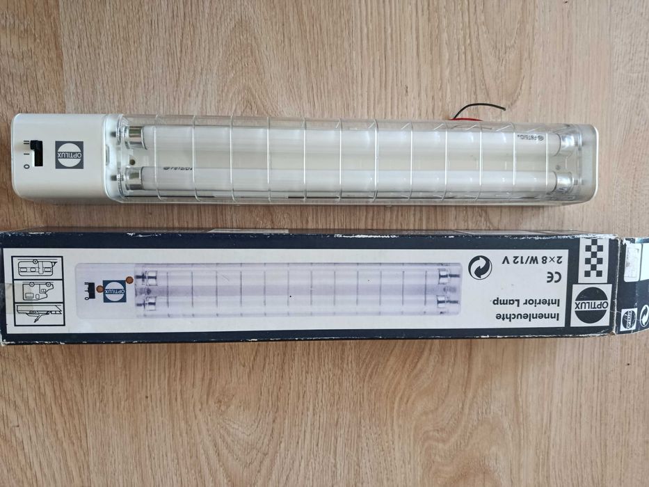 Nowa lampka campingowa