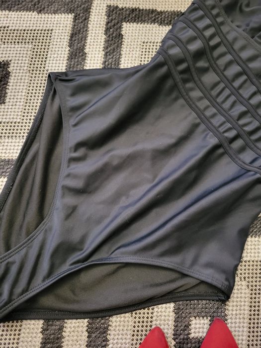 Купальник asos закритий жіночий женский слитный закрытый чорний чёрный