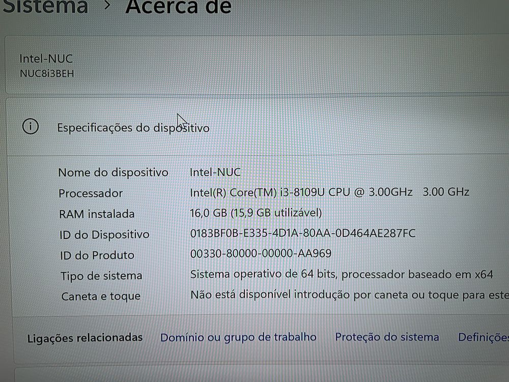 Intel NUC i3- 16gb Ram e 500 rom