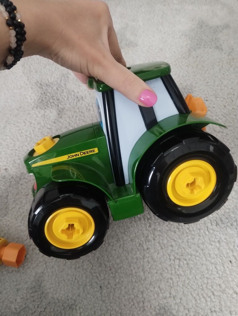 Traktorek John Deere