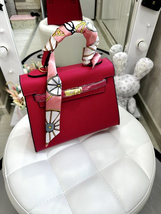 Сумка з ремінцем Сумка Kelly