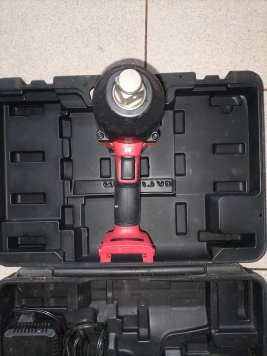 Для фур Квадрат 1/2Гайковерт  аккумуляторний EARTHQUAKE XT EQ12