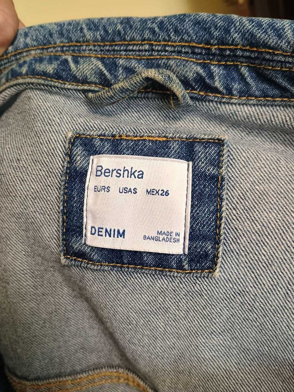 Джинсовий піджак Bershka розмір S (USA) oversize