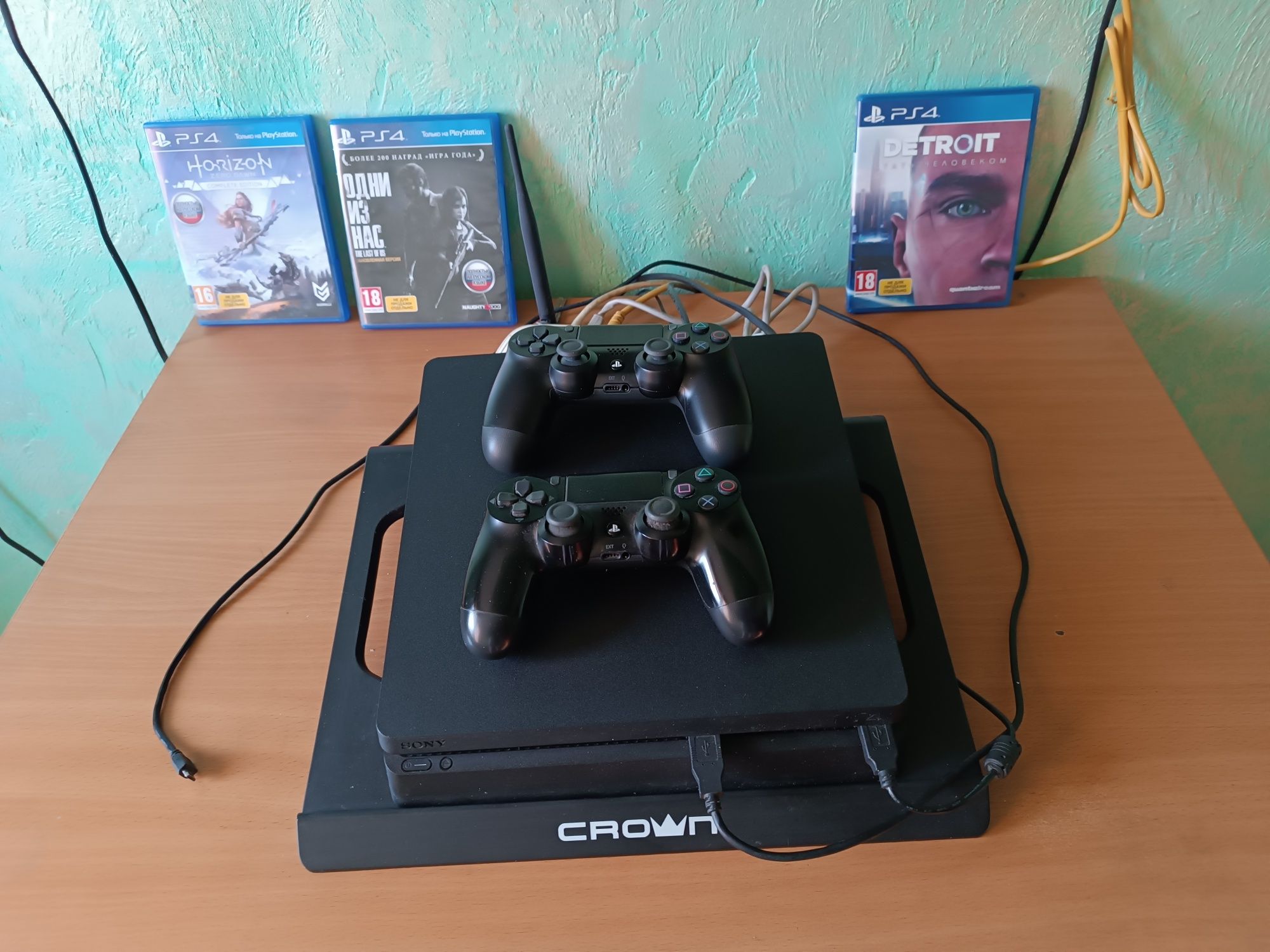 Продам PS4 slim вживане на 1tb