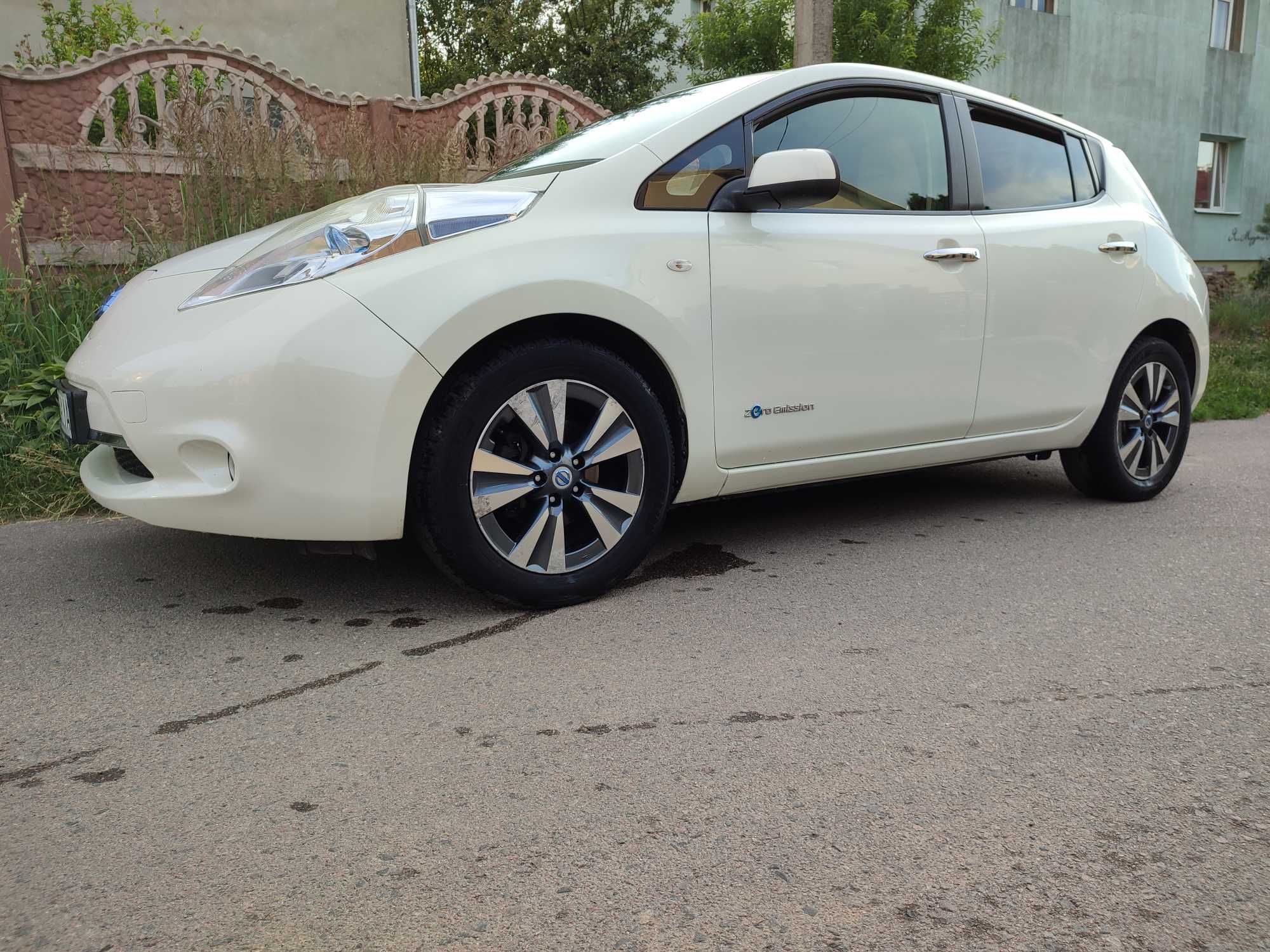 Електричний Автомобіль
