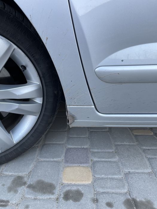 Peugeot 5008  2012  2,0hdi