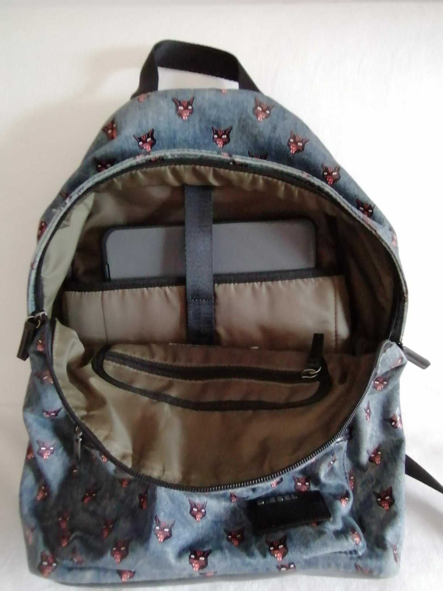 Oportunidade - Mochila "Diesel" em muito bom estado. Muito confortável