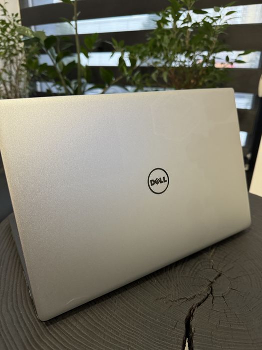 Dell XPS 13 9360 i5-7200U 8Gb Ram 256Gb SSD IPS TouchScreen