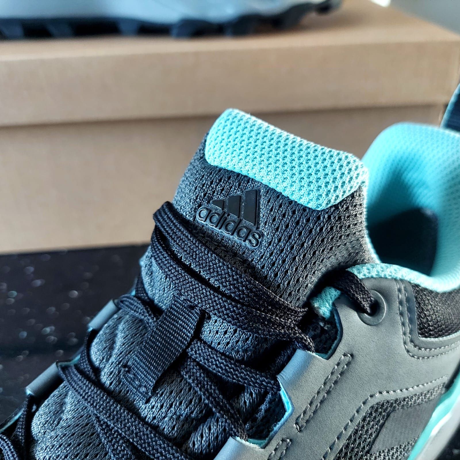 Adidas nieprzemakalne buty trekkingowe Terrex Tracerocker GTX r 38 2/3
