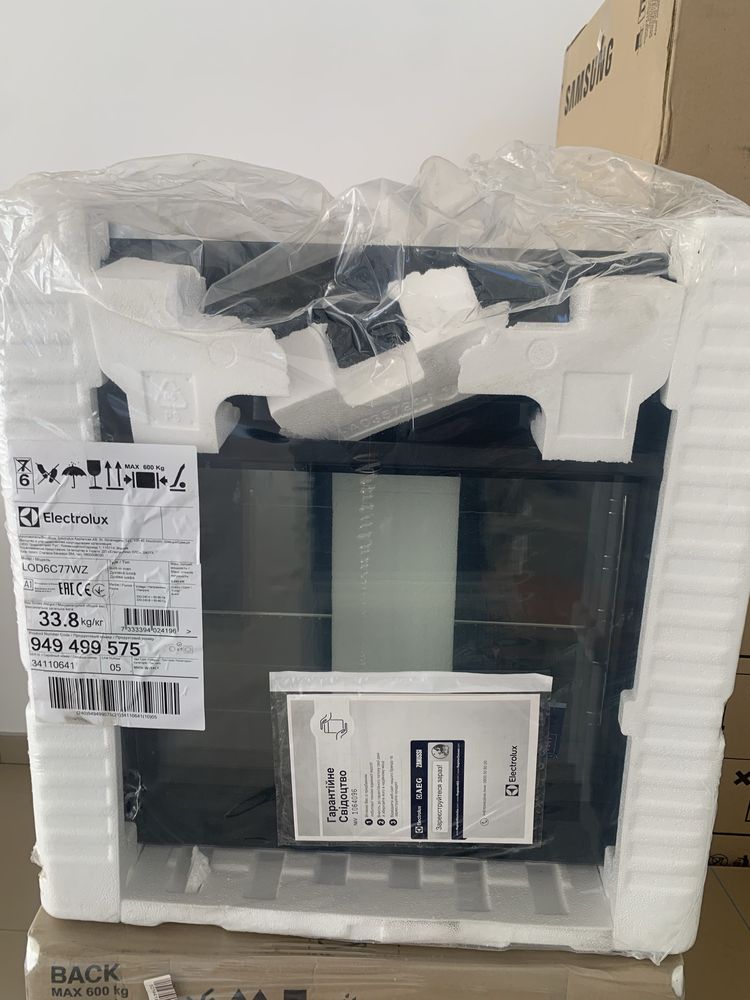 Духова шафа електрична Electrolux LOD6C77WZ