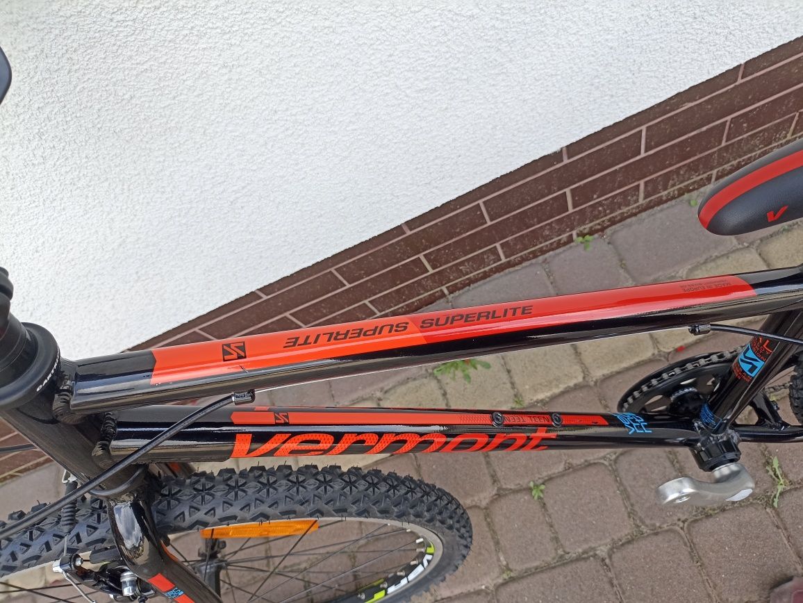 Rower Superlite vermont 26, rama s-xs woom