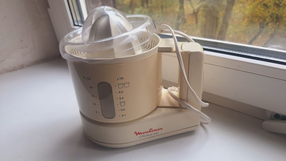 Сокодавка/соковитискач Moulinex