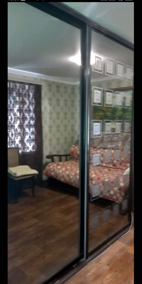 Здаю кімнату в гуртожитку, Ліски