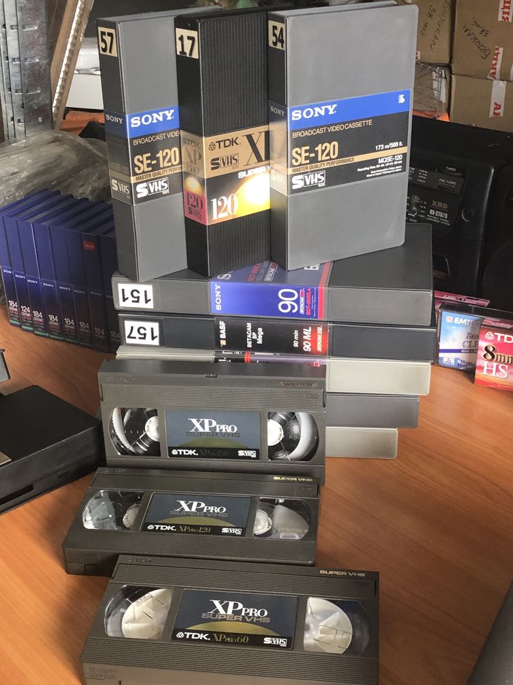 Видеокассеты SVHS, DVCam, Betacam, MiniDV, Катушки 525м