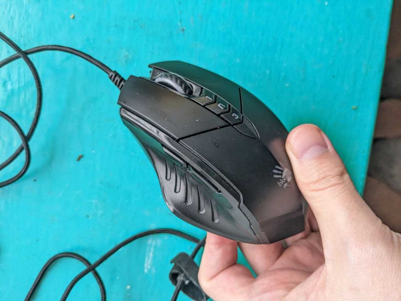 Комп'ютерна мишка A4Tech Bloody V7M