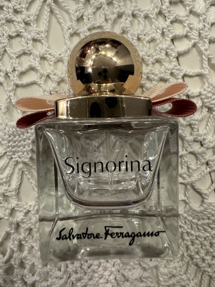 Miniaturka z zapachem 2ml Signorina Salvatore Ferragamo