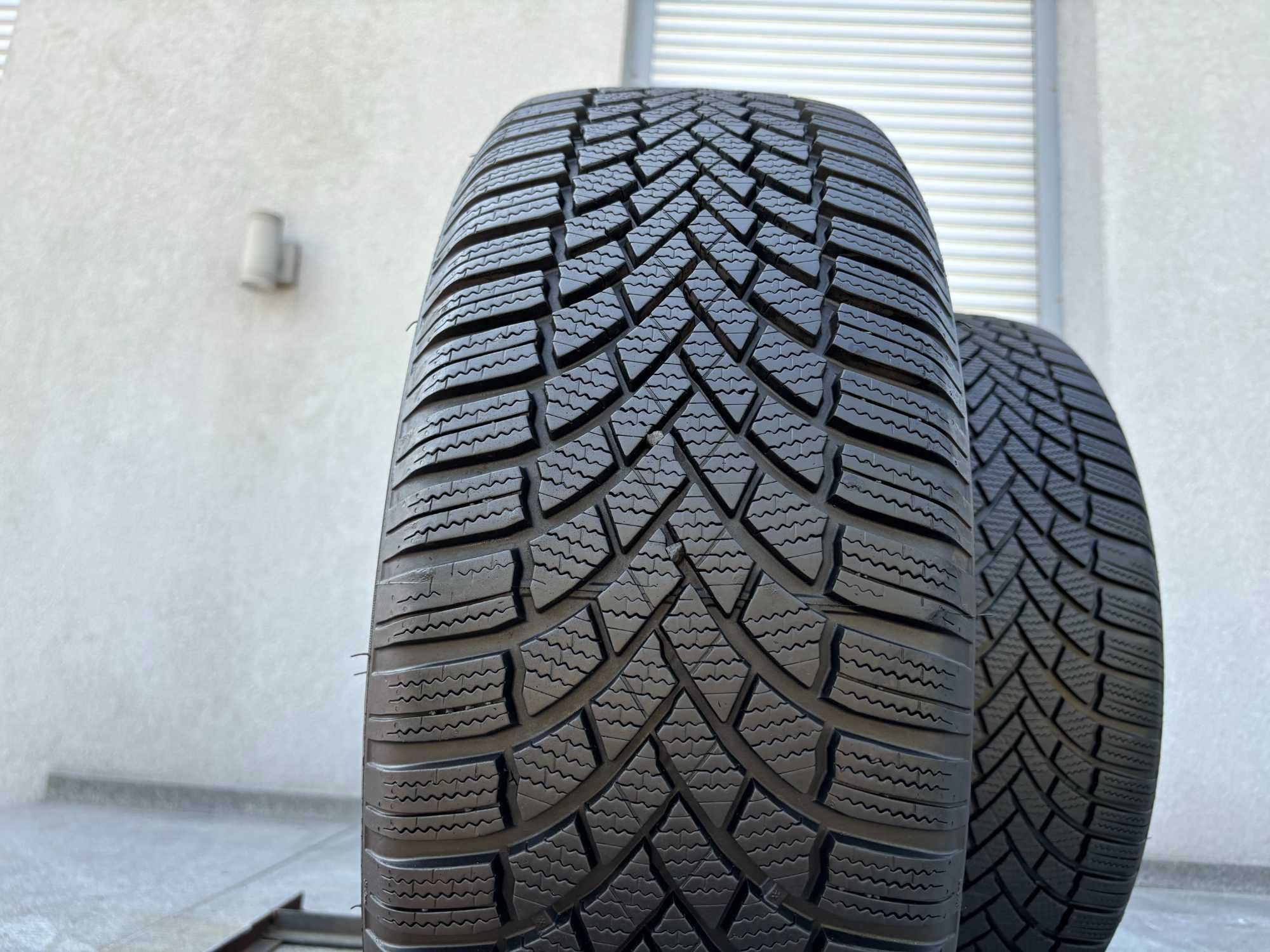2szt zimowe 215/55R17 Bridgestone 7,7mm 2023r świetny stan! Z5405 gwar