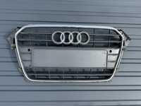 Центральна решітка Audi A4 B8 rest оригінал