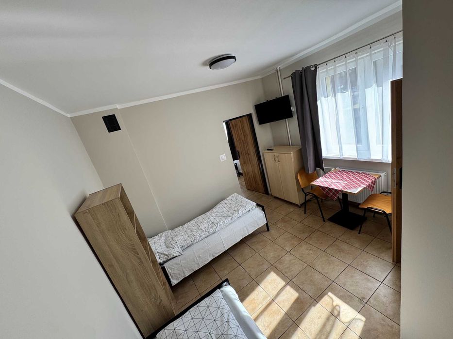 Od 32zł Kwatery pokoje hotel pracowniczy / Вільні кімнати