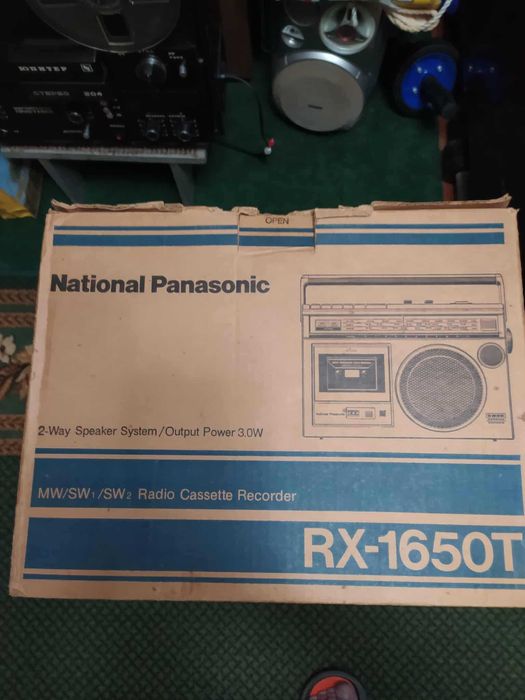 Продам кассетную магнитолу National Panasonic RX-1650T.