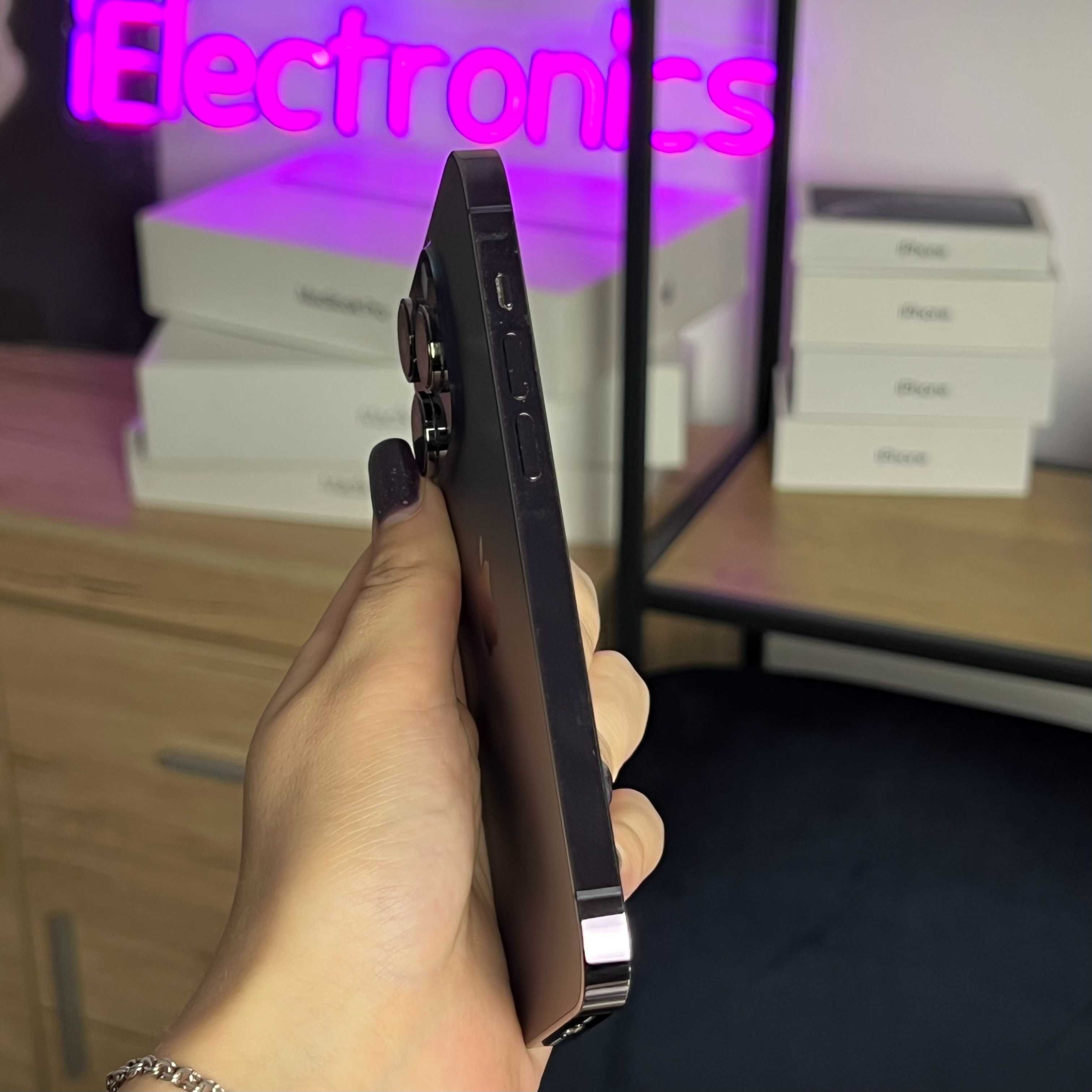 iPhone 14 Pro 128 | 256 GB AirPods Pro 2 у подарунок!