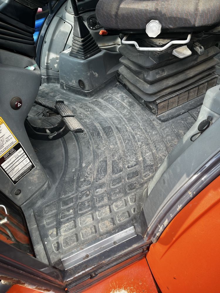 Koparkoladowarka Fiat Hitachi FB200 z 2002 r bardzo ladna sztuka