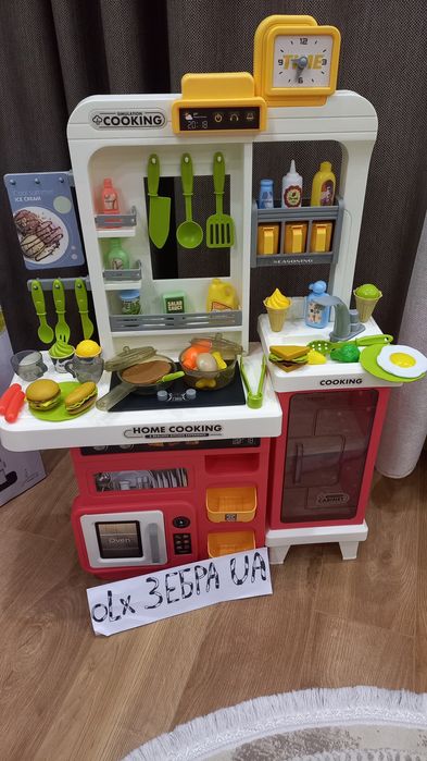 Кухня дитяча 82см .68прид.кухня детская нові з водою, парою, світ,звук