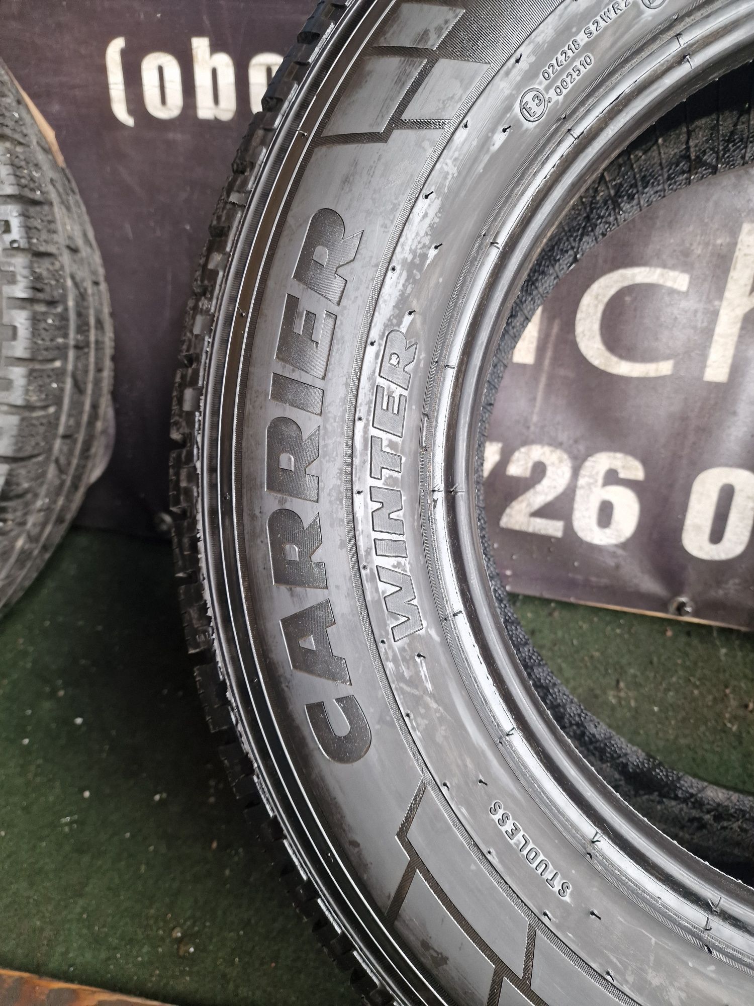 Opony Całoroczne 235/65/16C Pirelli wzmacniane Para