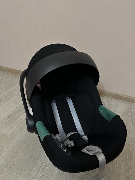 Cybex Aton B2 i-Size