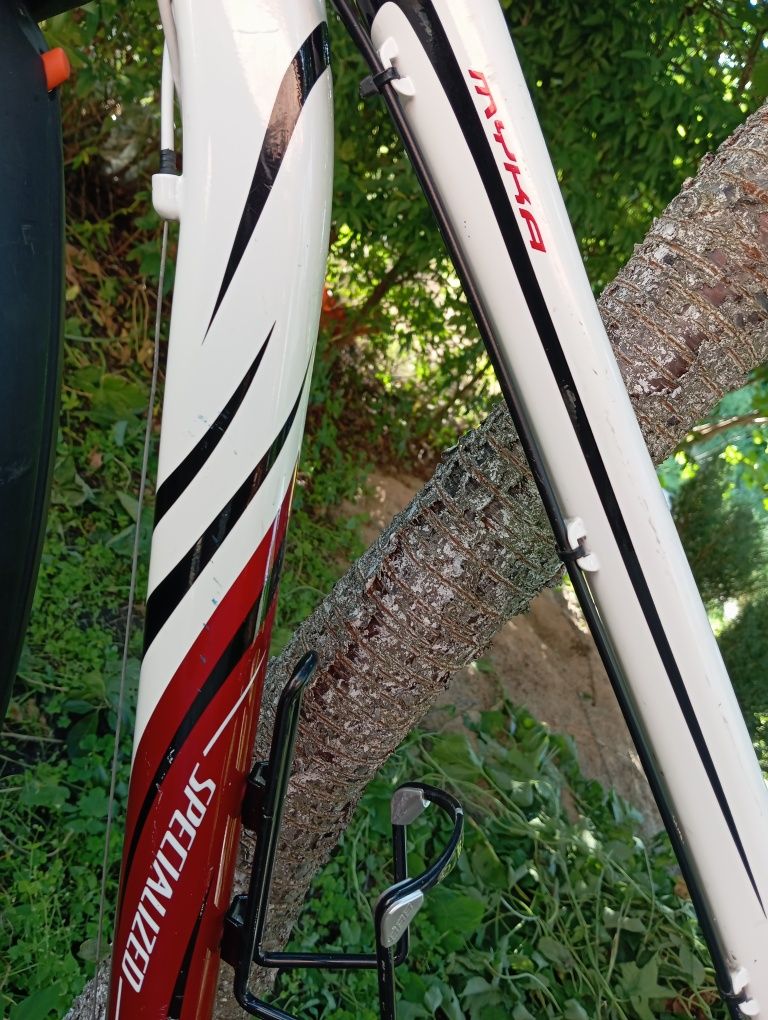 Продам 2 горных велосипеда (17 и 19) specialized