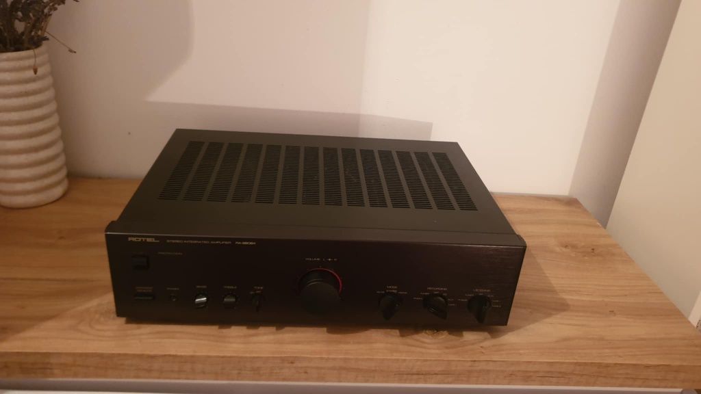 Wzmacniacz Rotel Ra-980BX