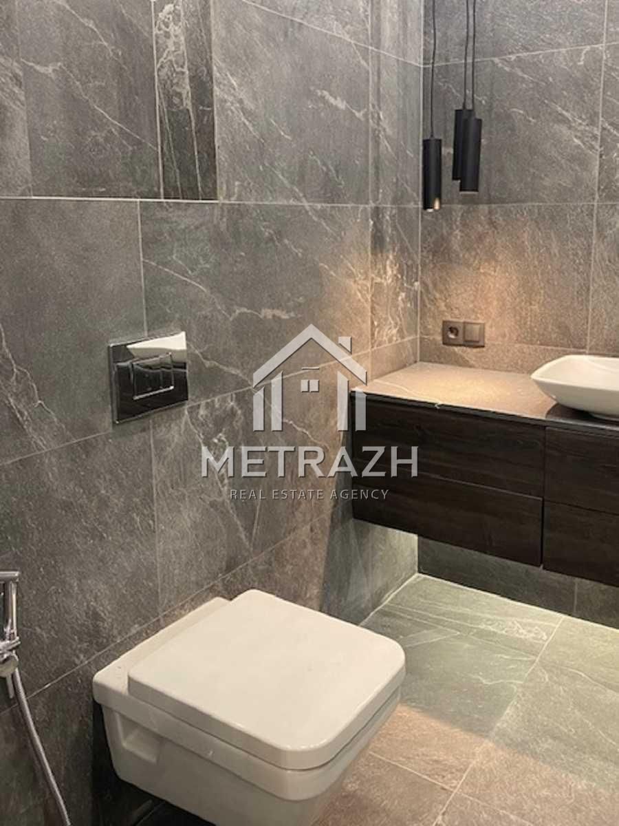 ЖК Новопечерська Вежа: 55м² з ремонтом та видом