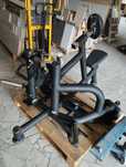 Maszyna hammer na plecy wiosłowanie seated row Matrix