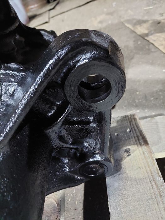 Ось балансира Урал 4320.375.