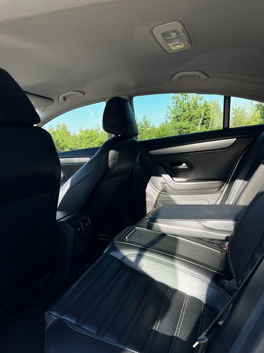 Volkswagen Passat CC 2011