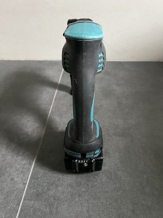 Акум.перфоратор Makita DHR 202+АКБ 5.0Ah