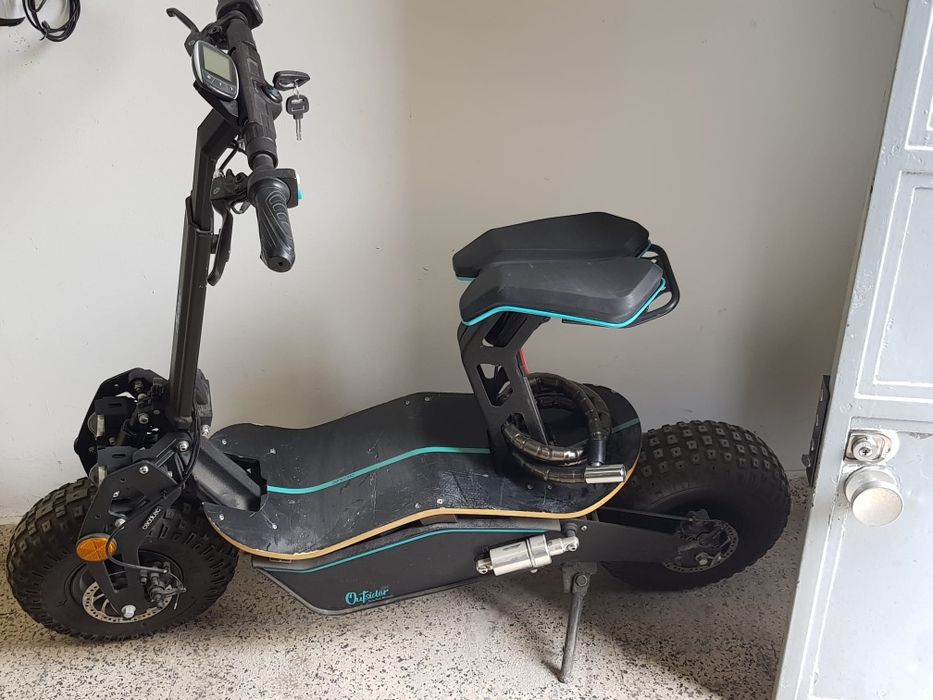 Vendo trotinete tipo todo o terreno