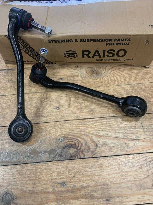 Комплект рычагов передней подвески для BMW X5 E53/БМВ Х5 Е53 00-06