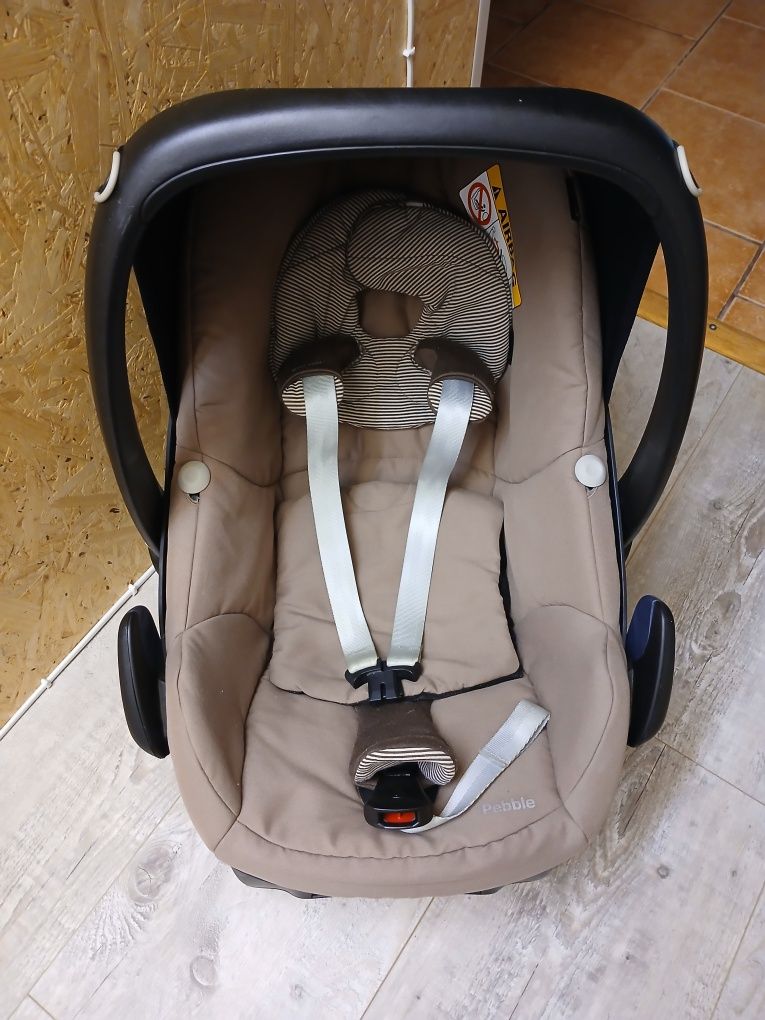 Nosidełko maxi cosi pebble + baza isofix