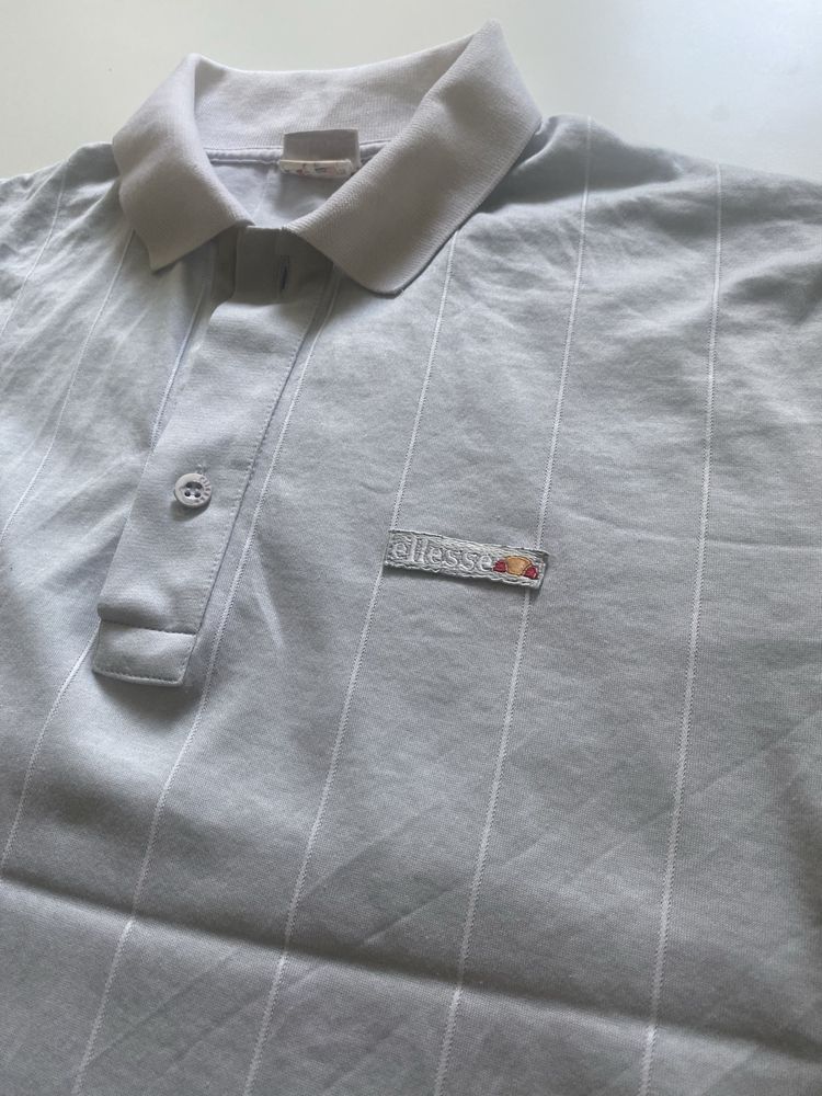 Jasnoszara koszulka Ellesse