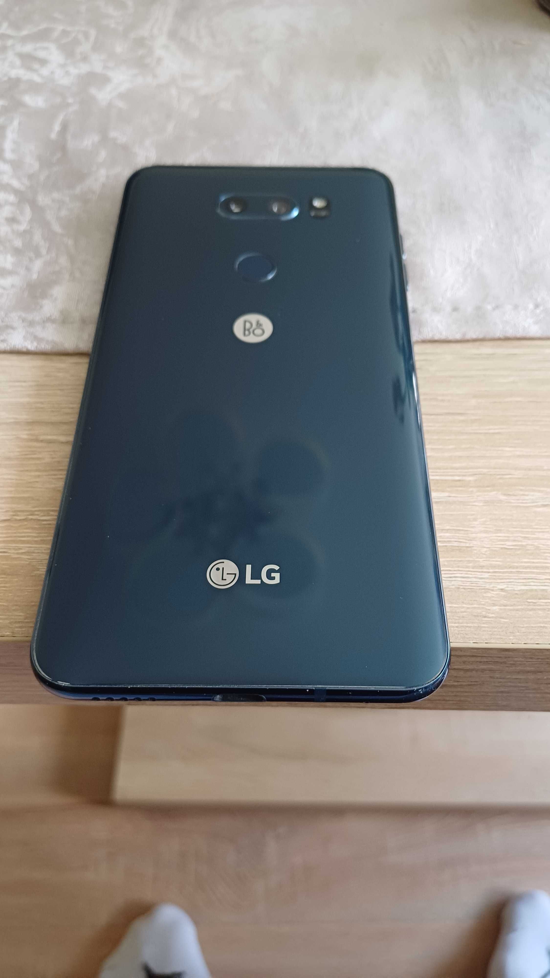 Sprzedam smartfon lg v30