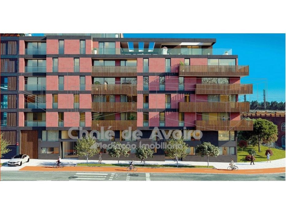 Apartamento T2 com garagem fechada (CAIS DA FONTE NOVA)