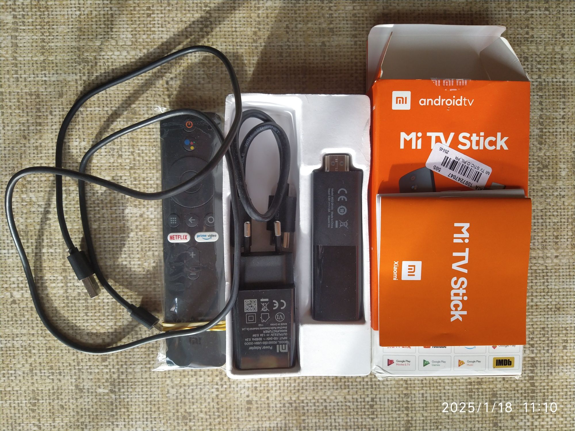 Андроид смарт приставка Xiaomi mi TV stick (MDZ-24-AA)